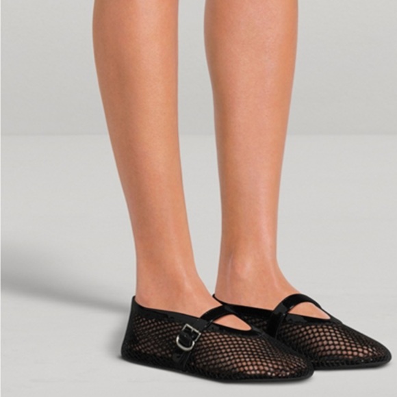 MUST HAVE sold out Alaia mesh ballerina flats!! - Picture 3 of 3